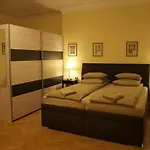 Apartments U Labuti